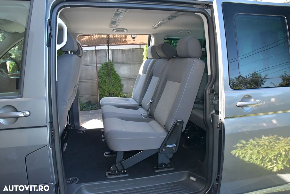 Volkswagen Caravelle - 18
