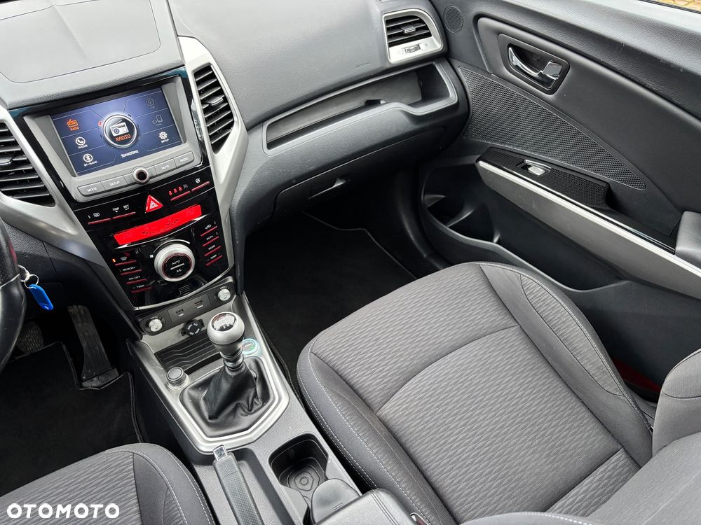 SsangYong/KGM Tivoli 1.6 Quartz - 10