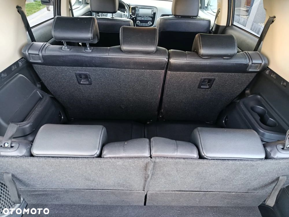 Mitsubishi Outlander 2.0 4WD CVT Diamant Edition+ - 15
