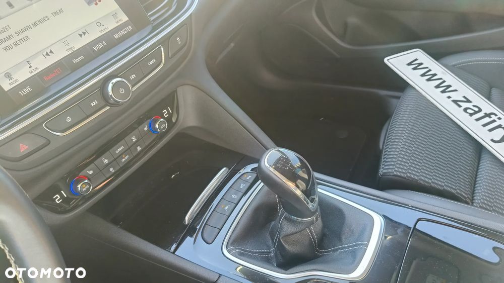 Opel Insignia 1.5 T Innovation S&S - 18