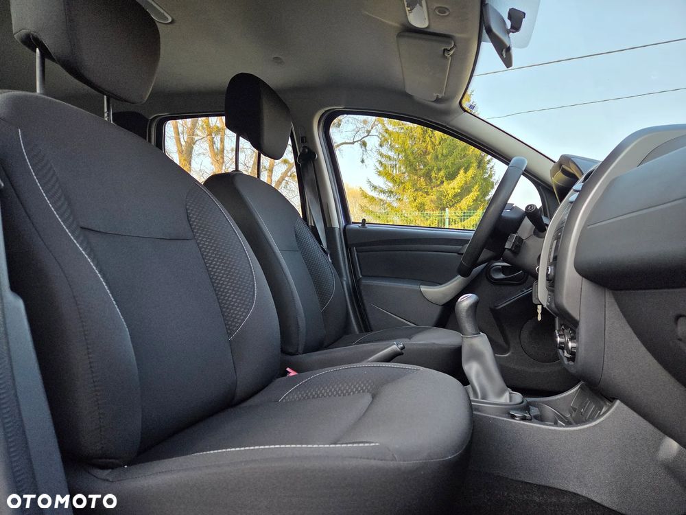 Dacia Duster 1.6 SCe Comfort - 10