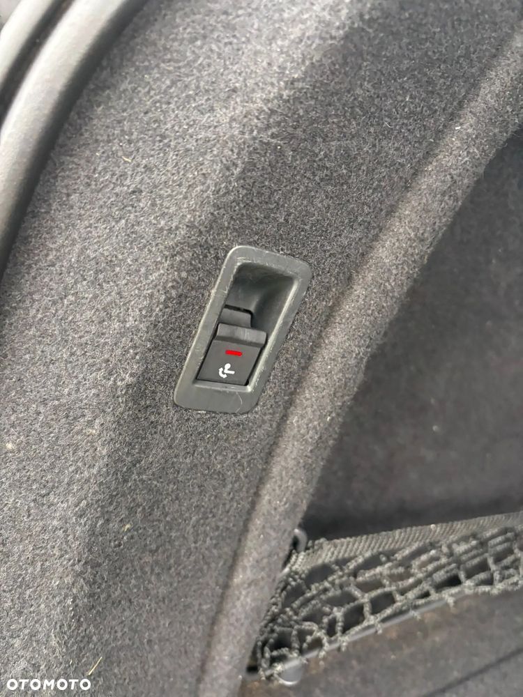 Audi A4 Avant 2.0 TDI - 23