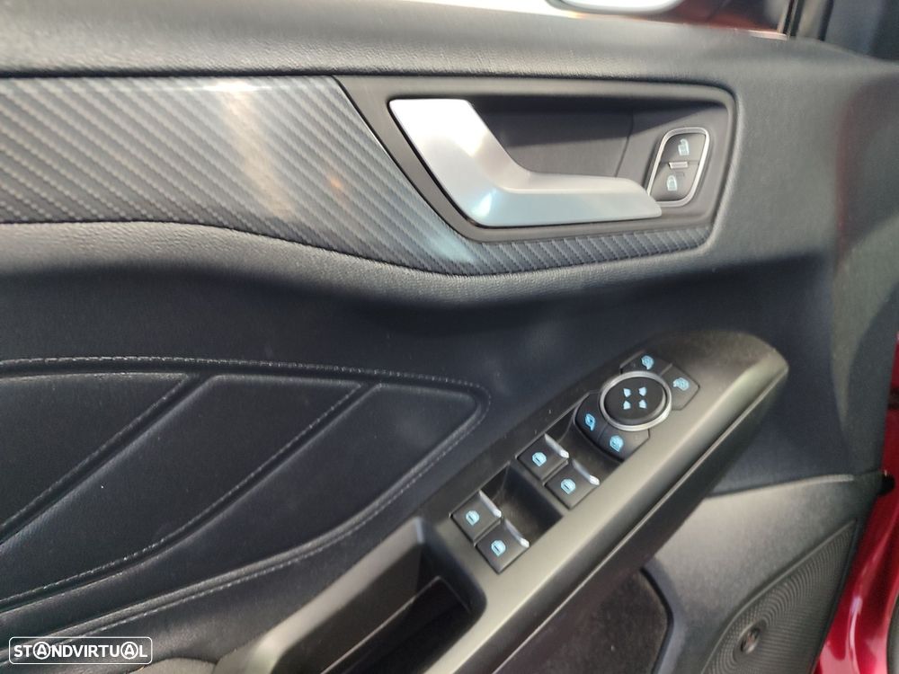 Ford Focus 1.0 EcoBoost ST-Line - 44