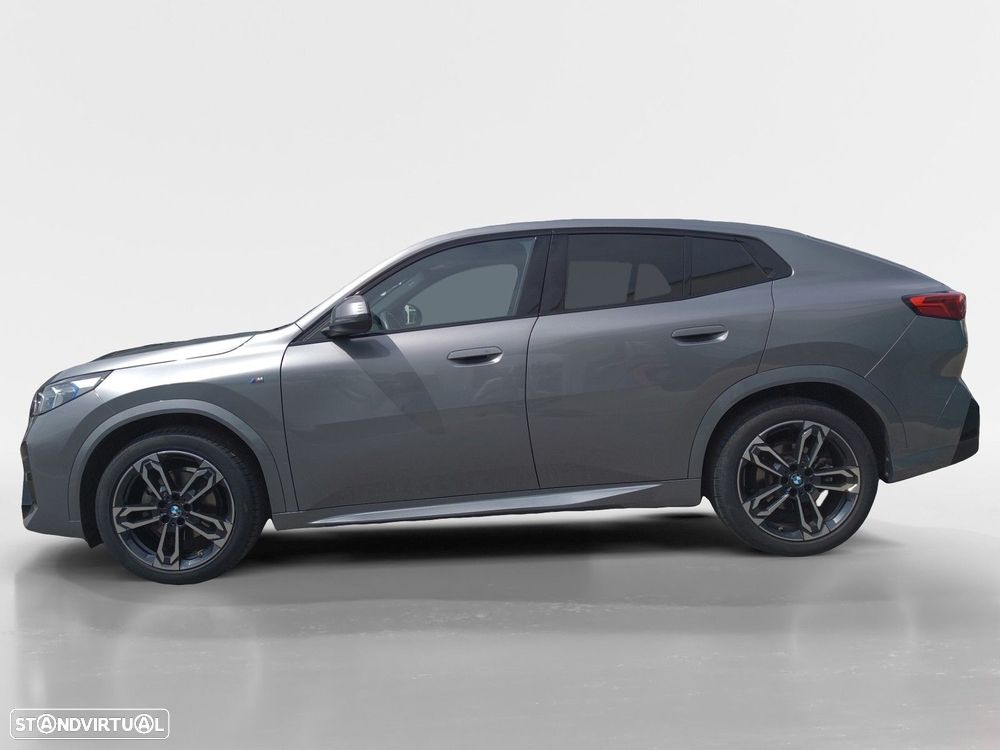BMW X2 18 d xDrive Auto - 2