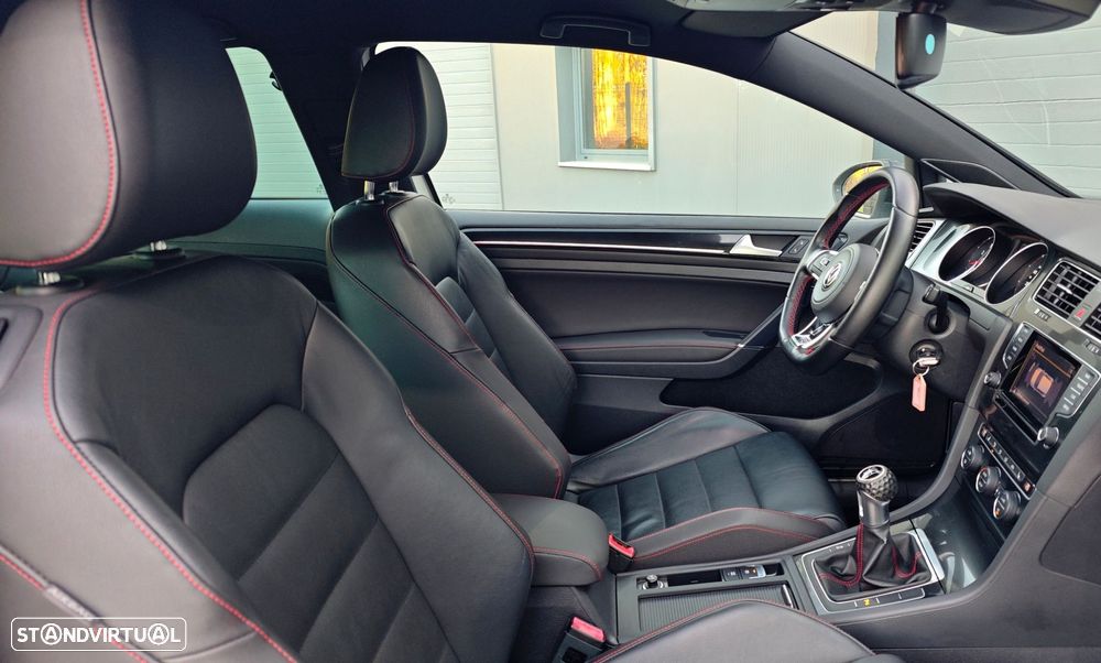 VW Golf 2.0 TSi GTi - 15