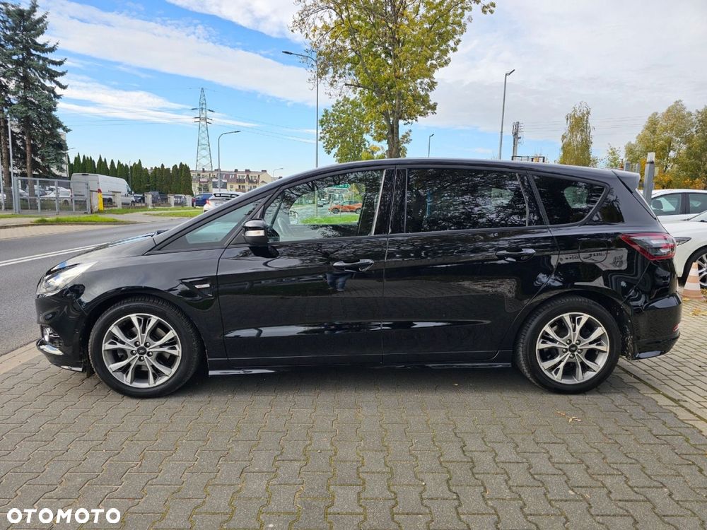 Ford S-Max - 17