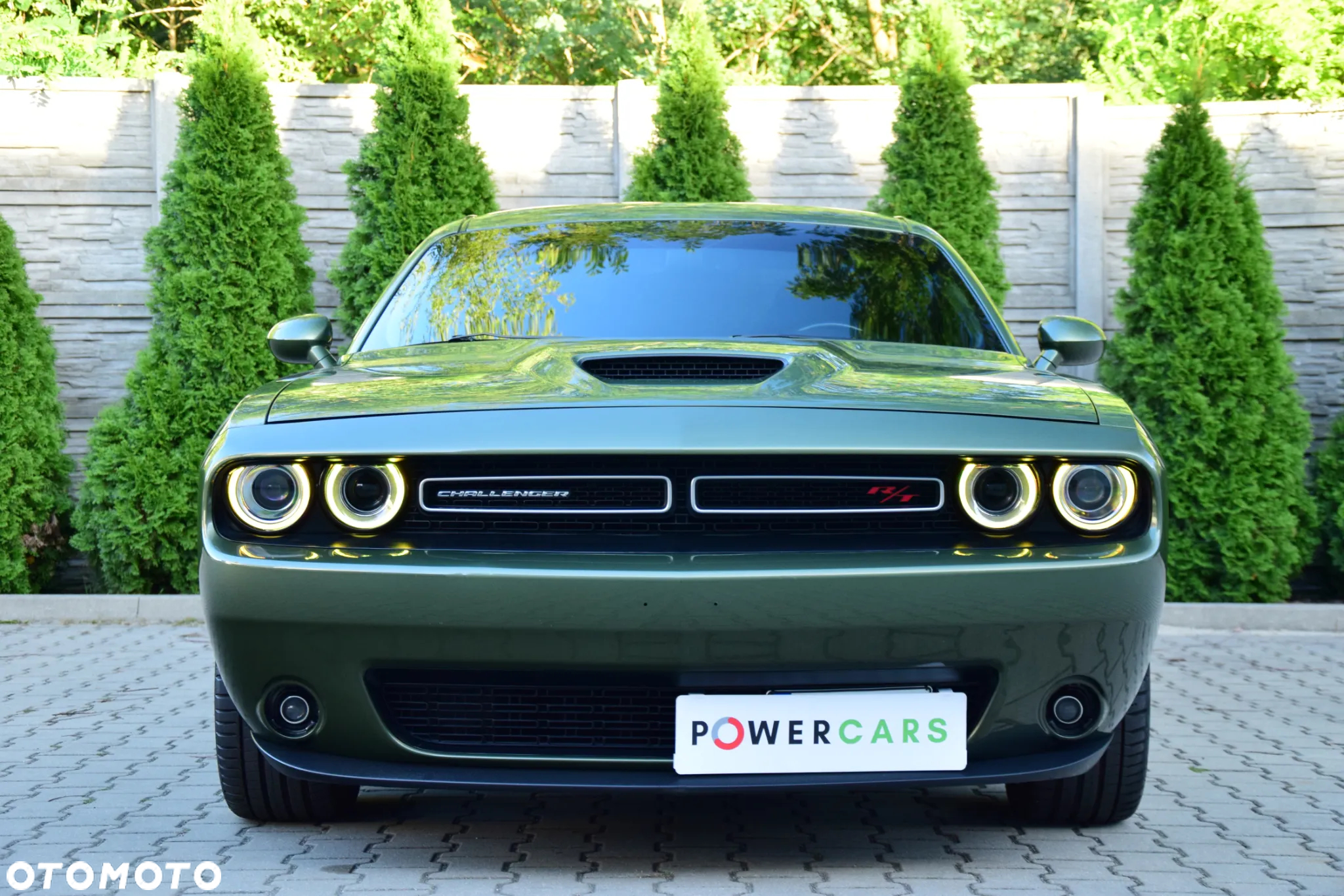 Dodge Challenger 5.7 R/T - 18