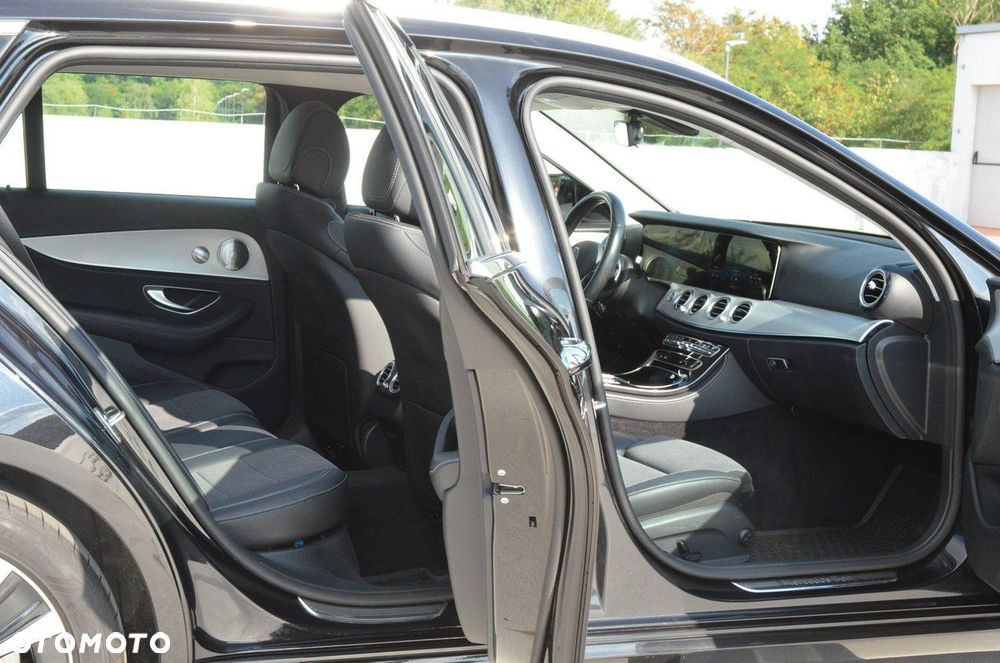 Mercedes-Benz Klasa E - 38