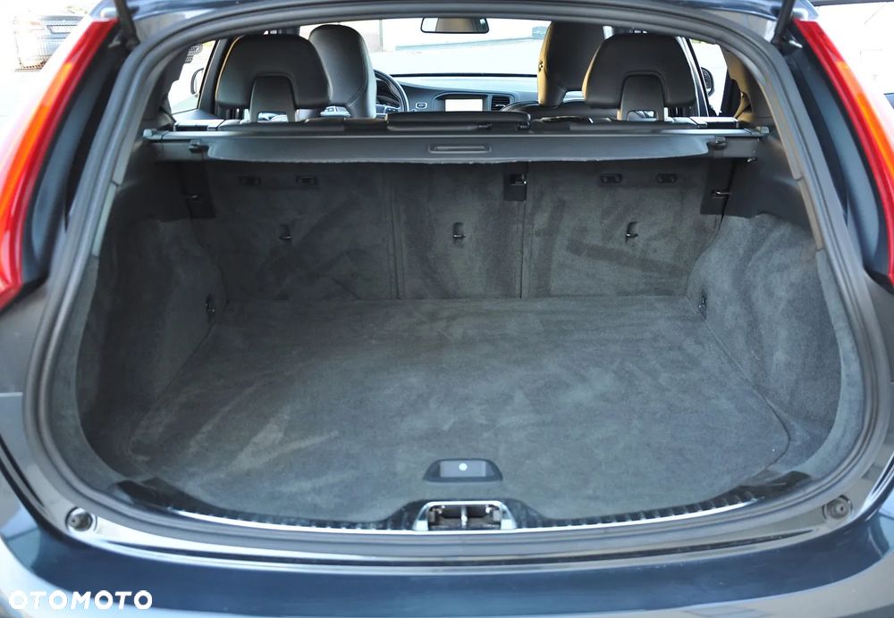Volvo V60 D4 Geartronic RDesign - 28