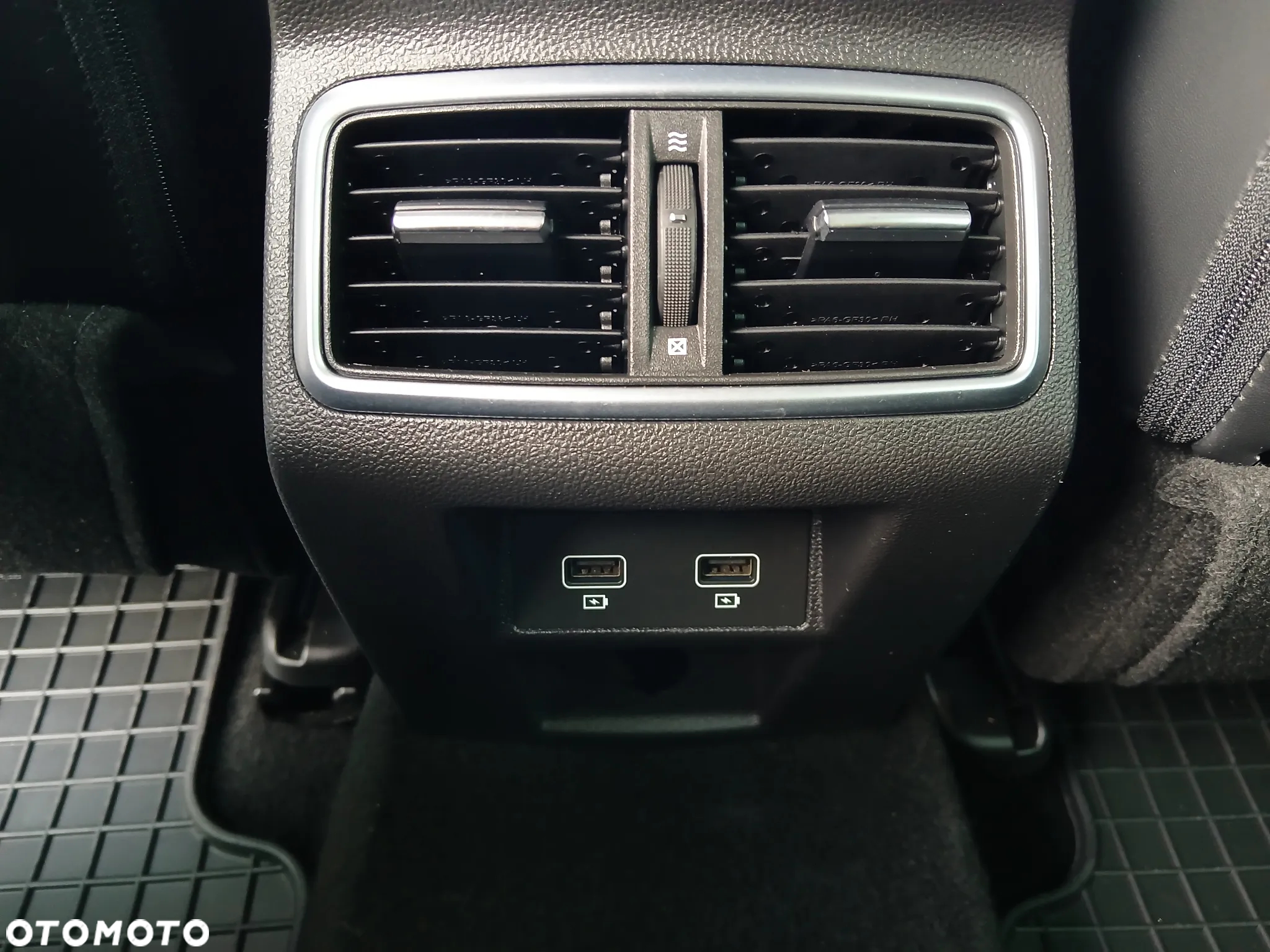 Renault Megane 1.3 TCe FAP Intens EDC - 24