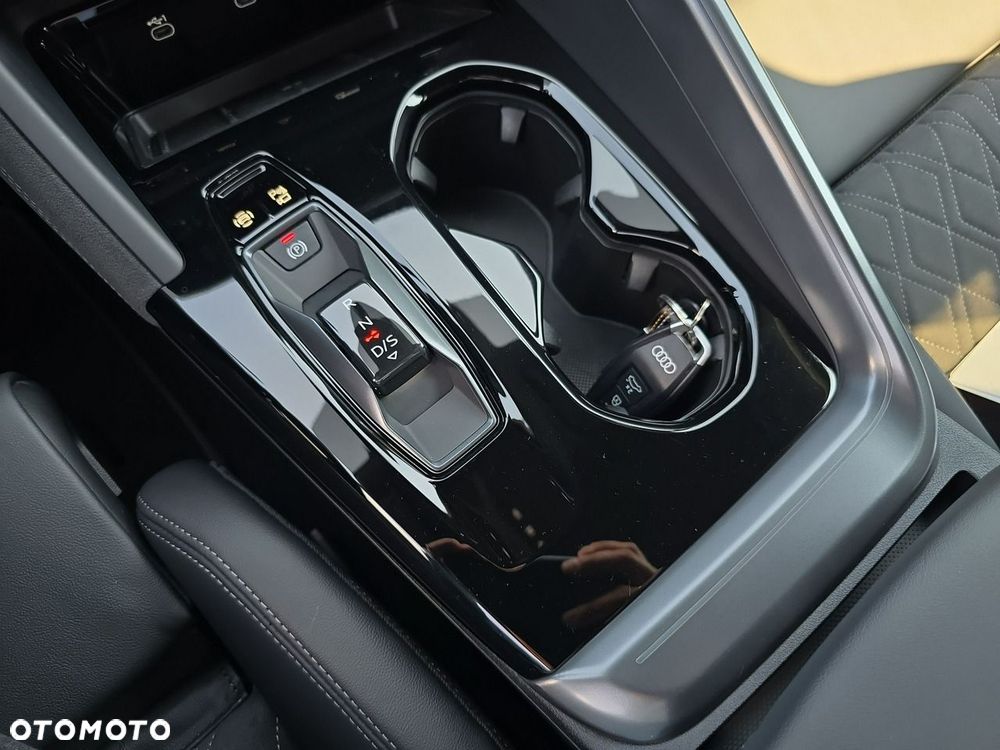 Audi Q5 Sportback TFSI 150 kW S tronic edition one mythosschwarz - 14