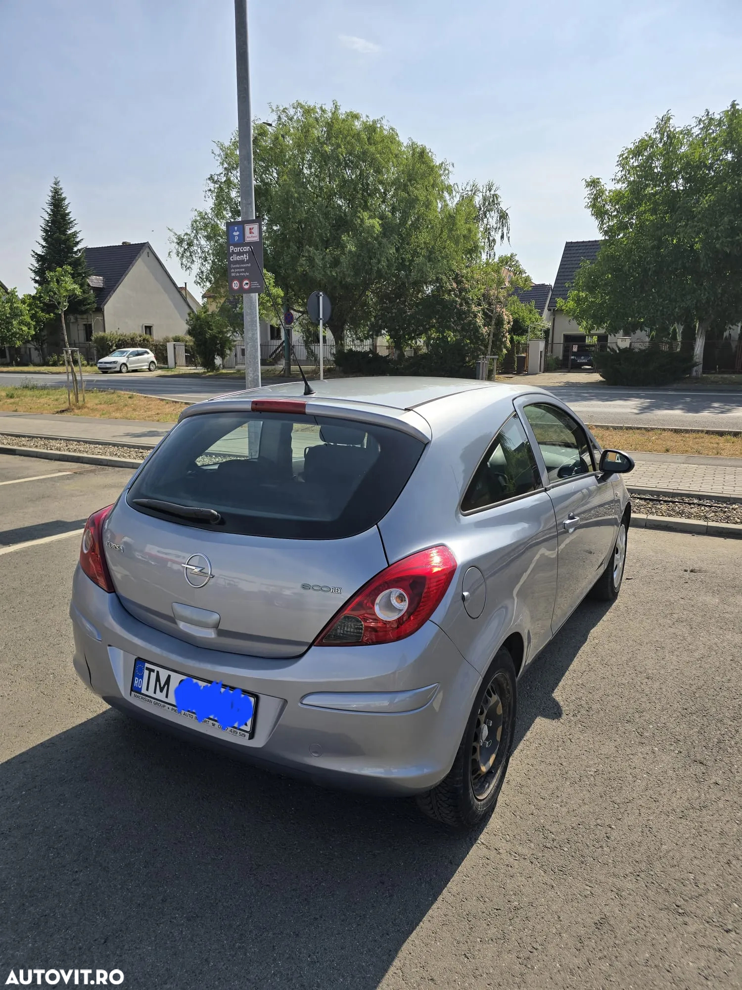 Opel Corsa 1.3 CDTI Essentia - 4