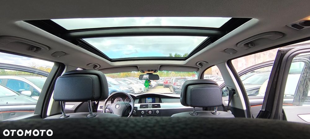 BMW Seria 5 520d Touring Edition Exclusive - 12