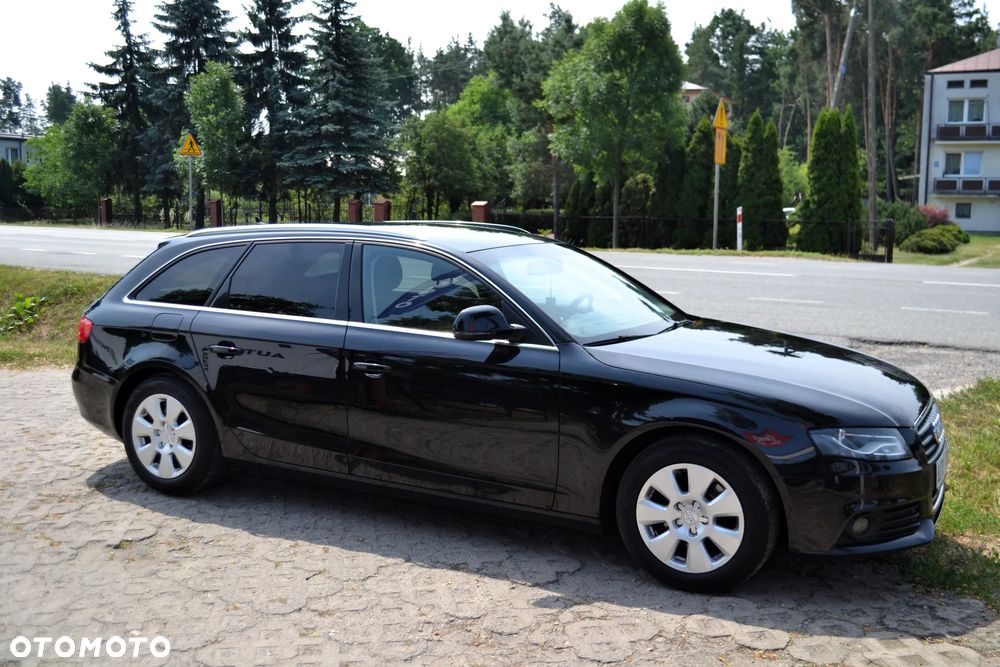 Audi A4 Avant 2.0 TDI DPF multitronic Ambiente - 16