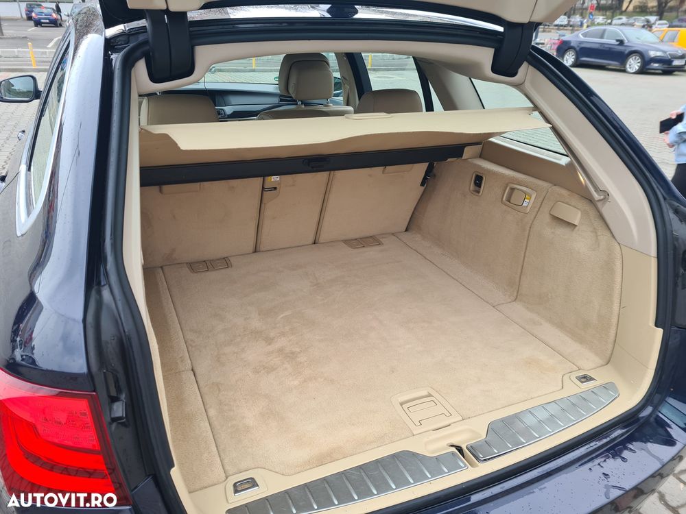 BMW Seria 5 528i Sport-Aut. Luxury Line - 14