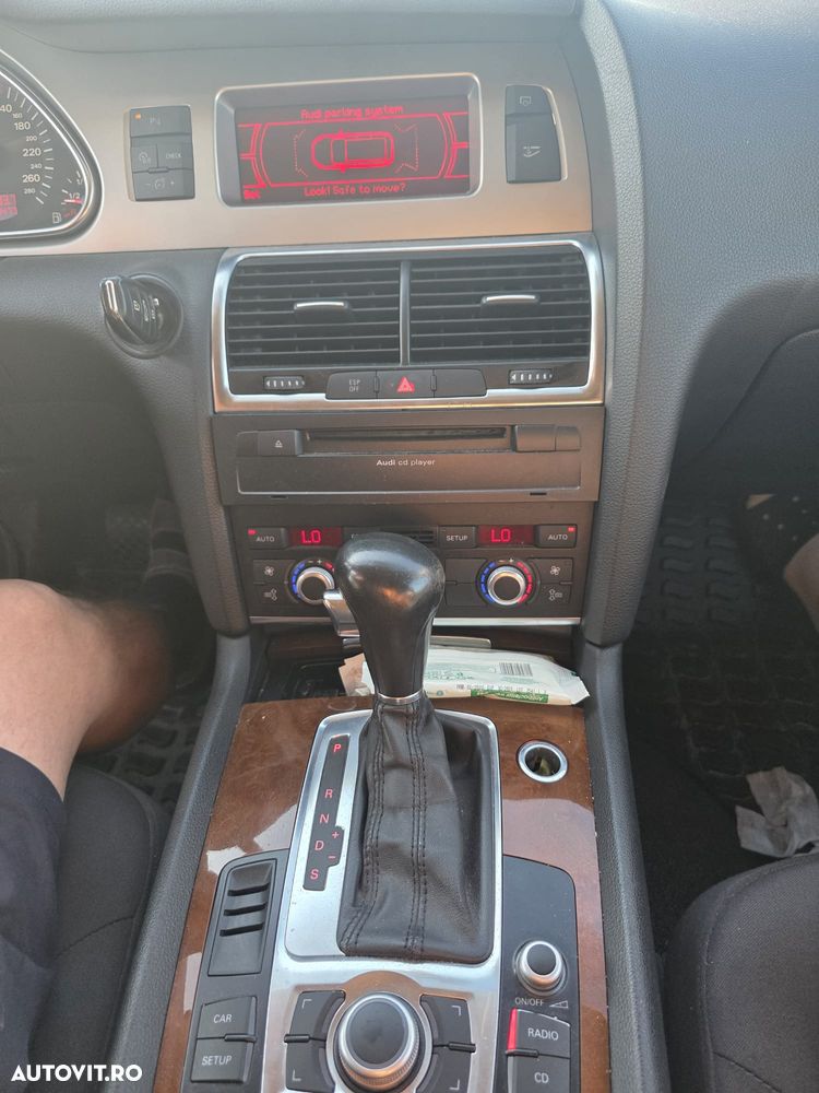 Audi Q7 3.0 TDI Quattro Tip - 6