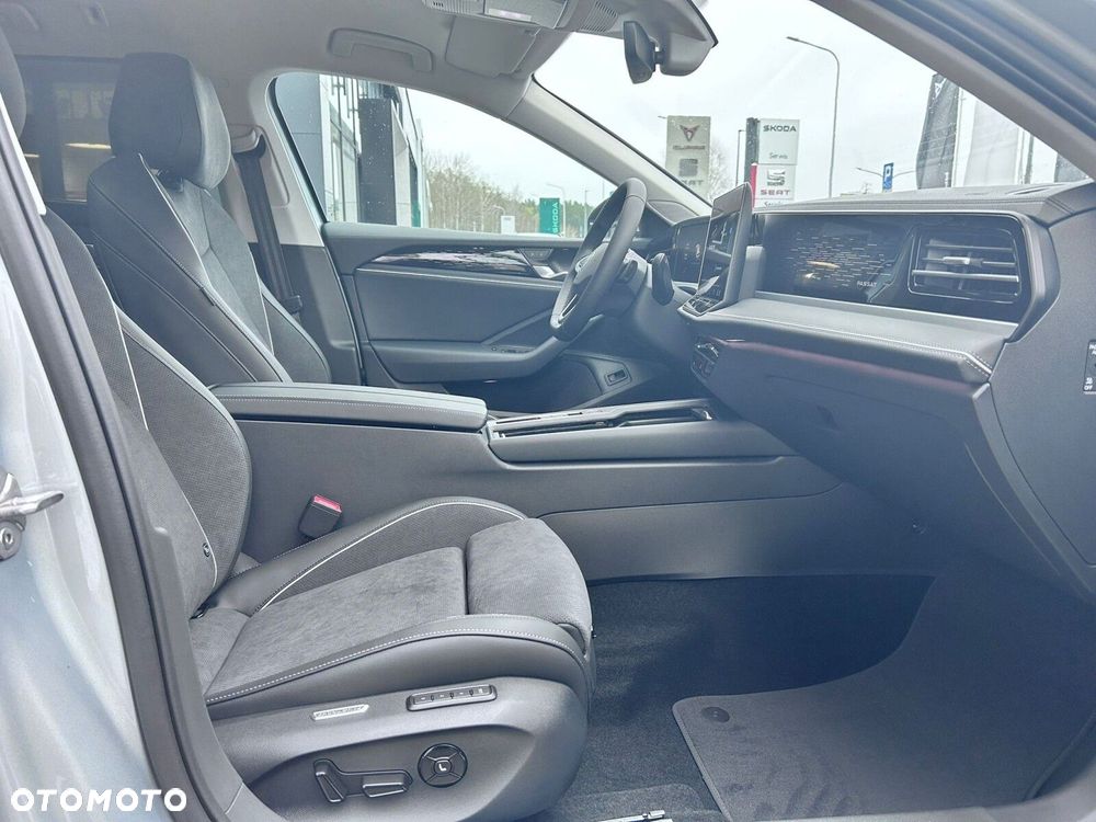 Volkswagen Passat - 13