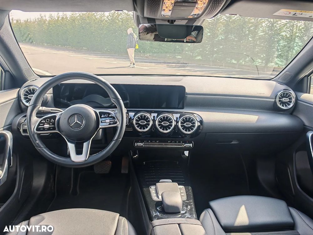 Mercedes-Benz A 250 e Sedan 8G-DCT Edition 2020 - 5