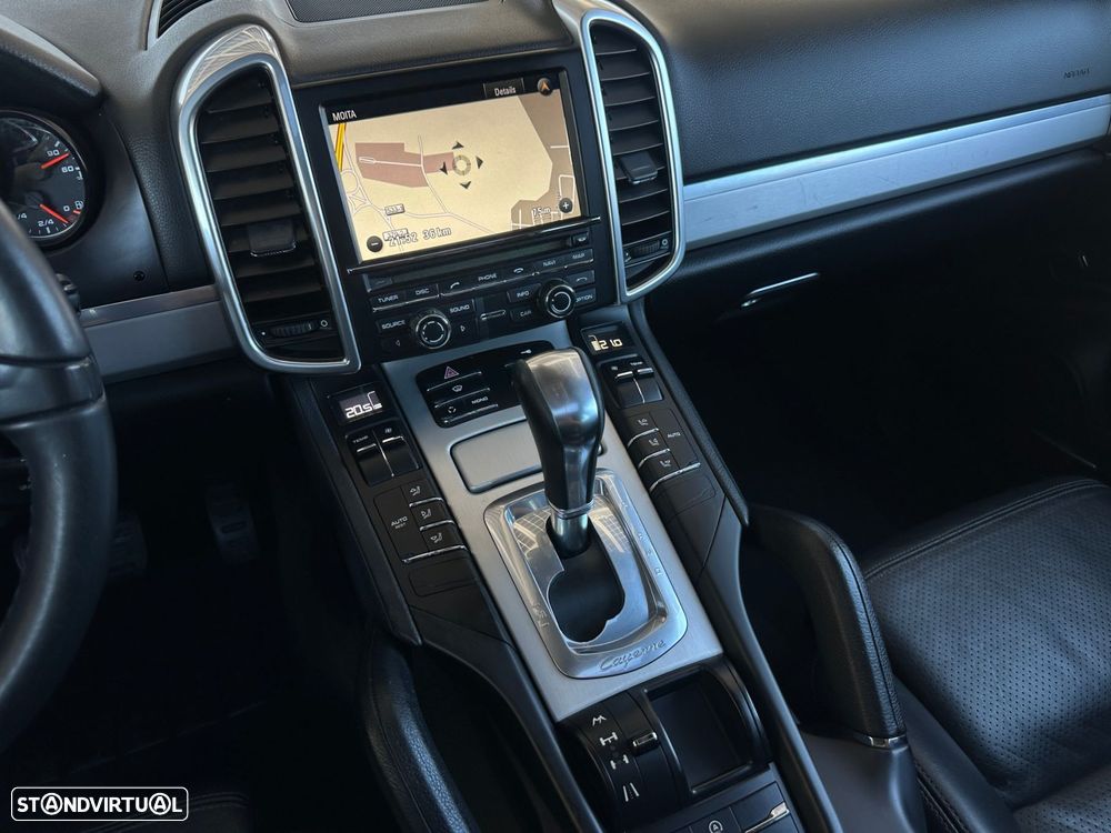Porsche Cayenne Tiptronic - 21