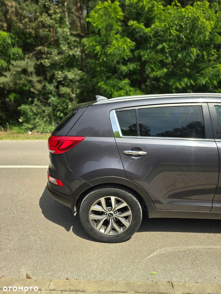 Kia Sportage 1.7 CRDI 2WD ISG Dream-Team Edition - 14