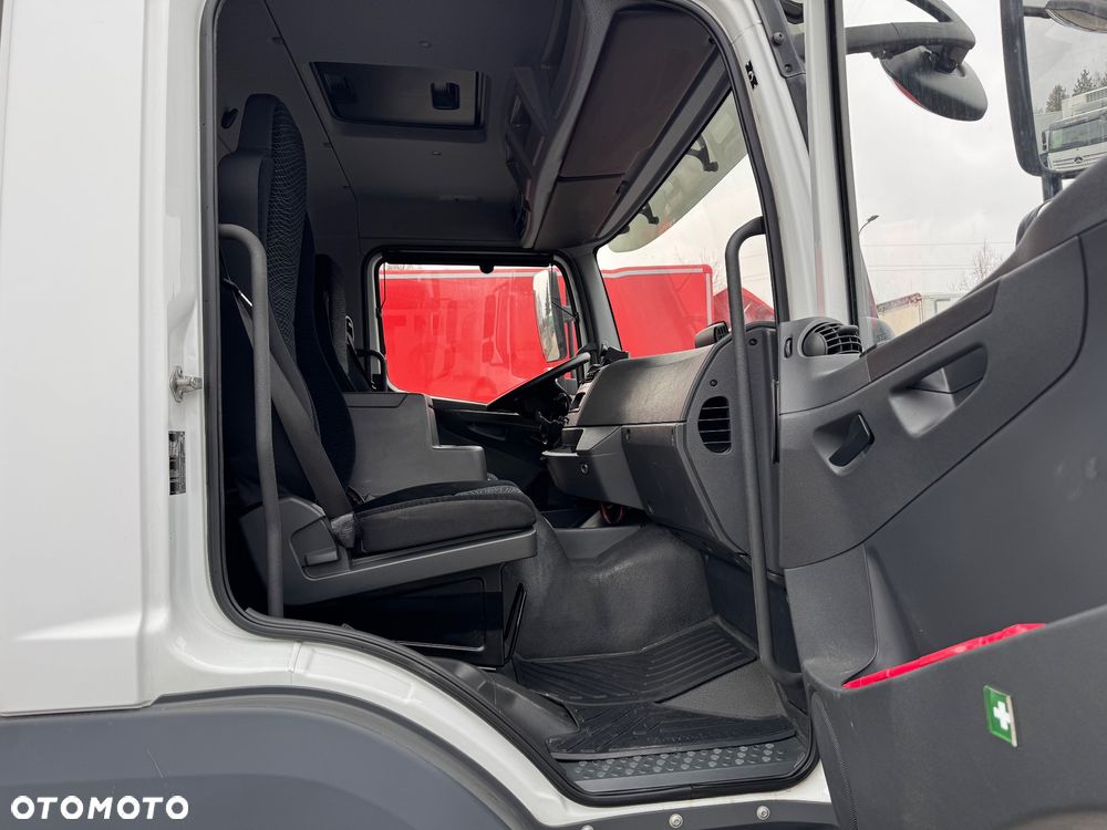 Mercedes-Benz ATEGO - 22