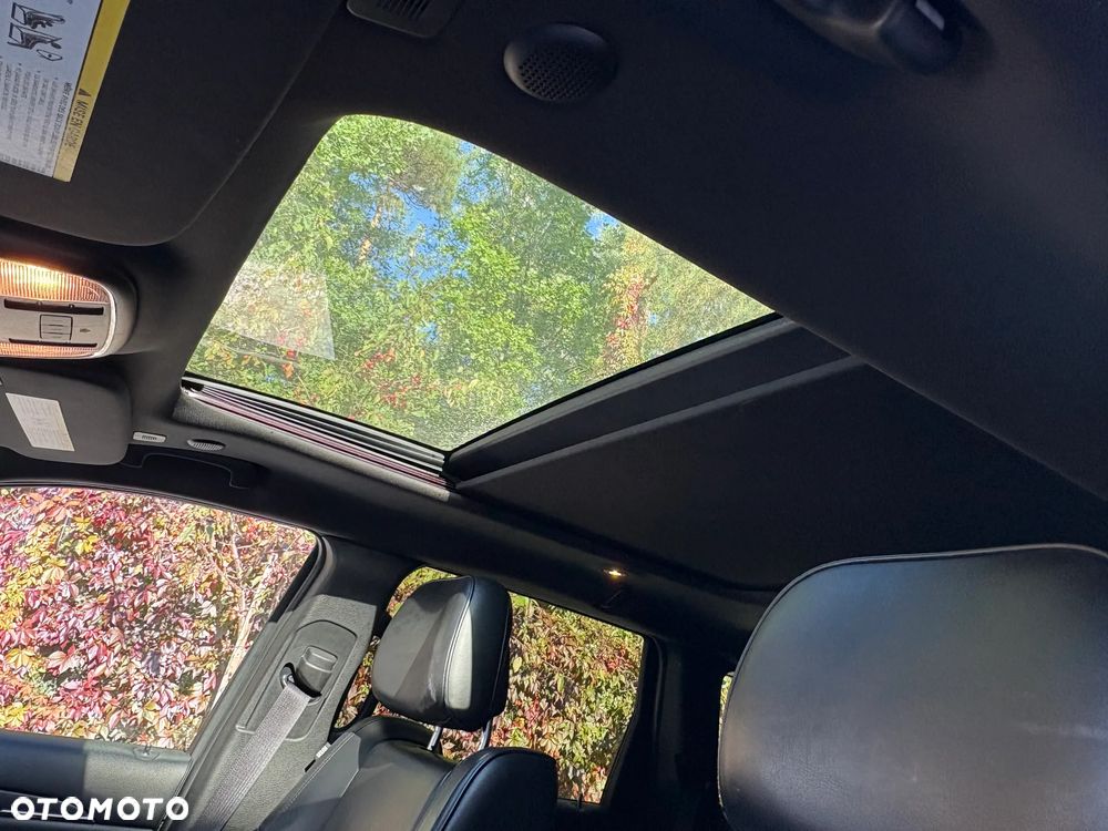 Jeep Grand Cherokee 5.7 V8 Summit - 24
