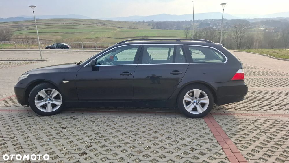 BMW Seria 5 525d - 6
