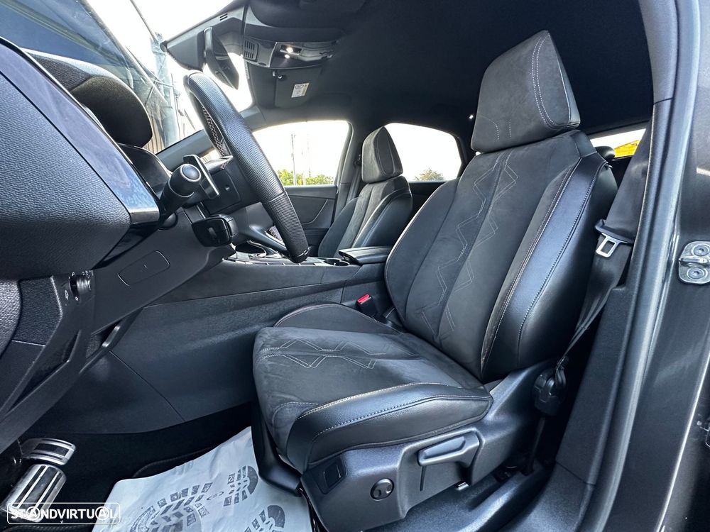 DS DS7 Crossback E-Tense Performance Line EAT8 - 17