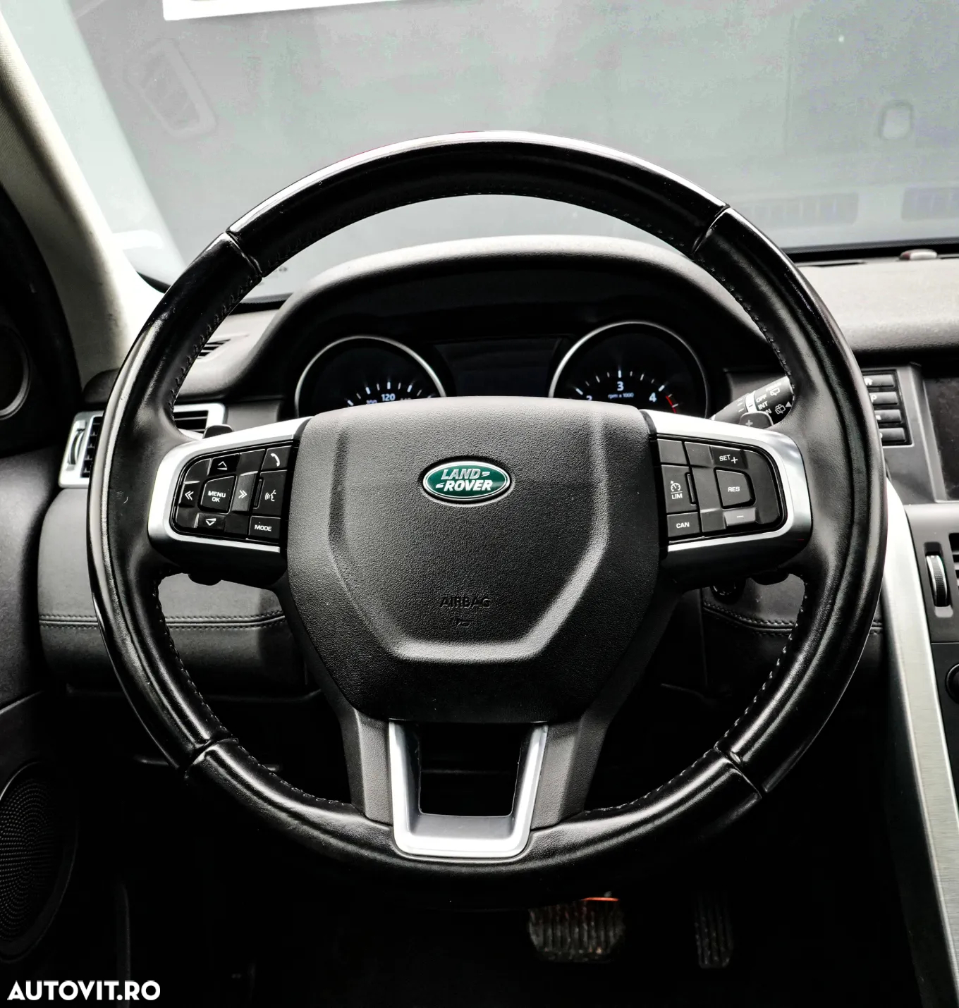 Land Rover Discovery Sport 2.0 l TD4 HSE Aut. - 18