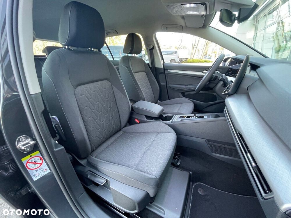Volkswagen Golf Variant - 15