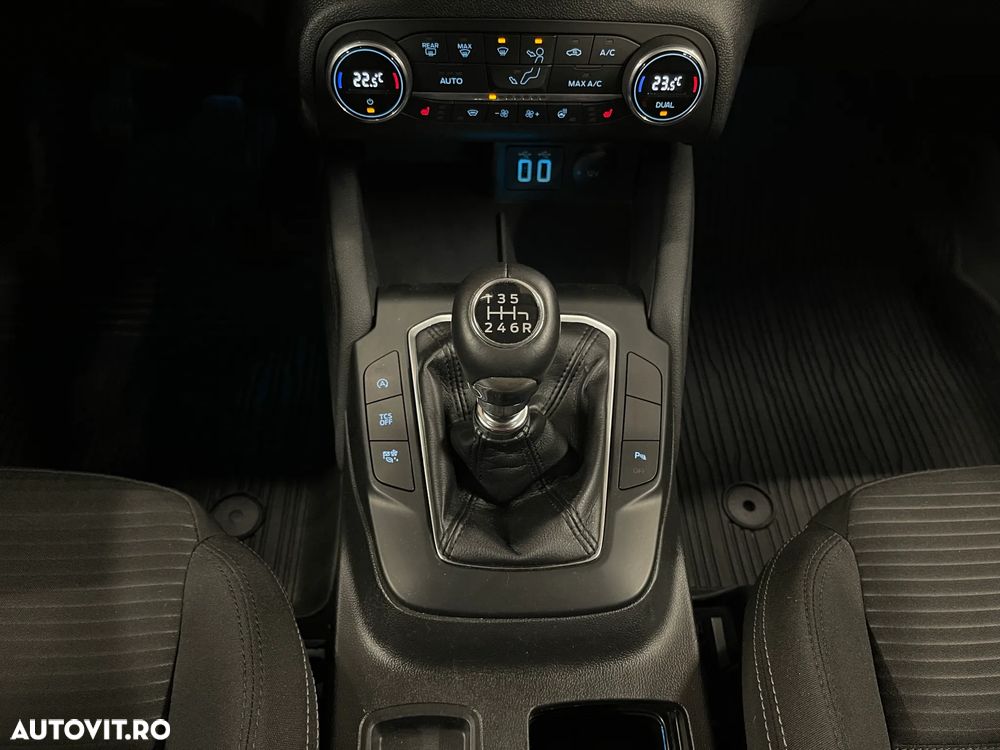 Ford Focus 1.0 EcoBoost MHEV Titanium - 26