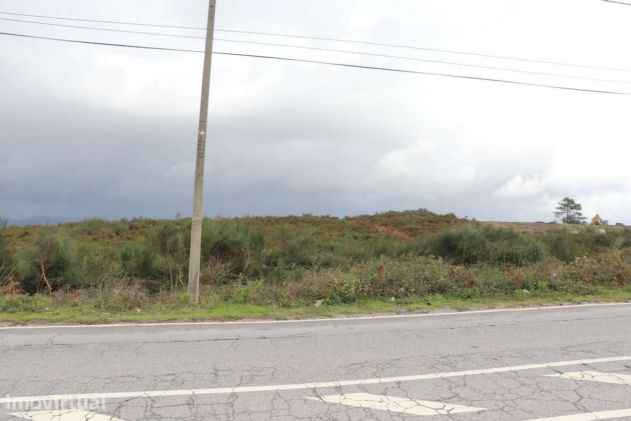 Lote de Terreno  Venda em Lustosa e Barrosas (Santo Estêvão),Lousada - Grande imagem: 4/9