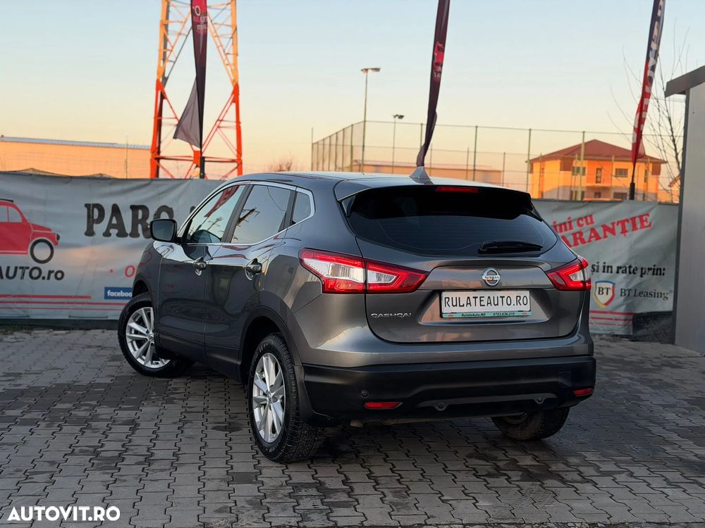 Nissan Qashqai 1.6 DCI Xtronic ACENTA - 3