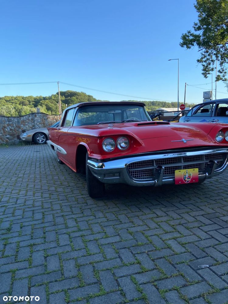 Ford Thunderbird - 1