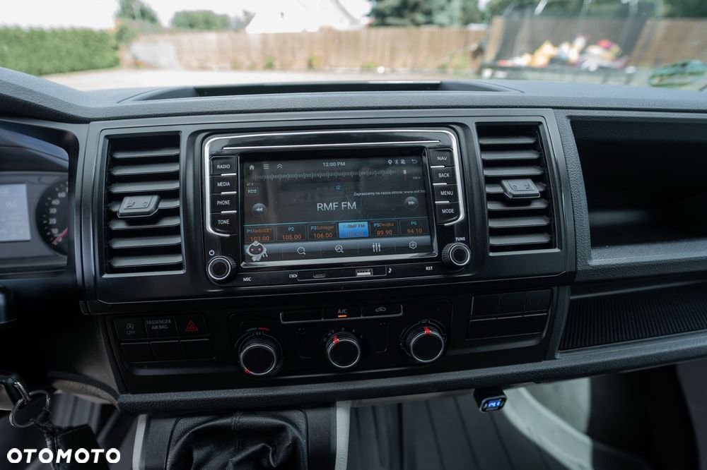 Volkswagen Transporter - 23