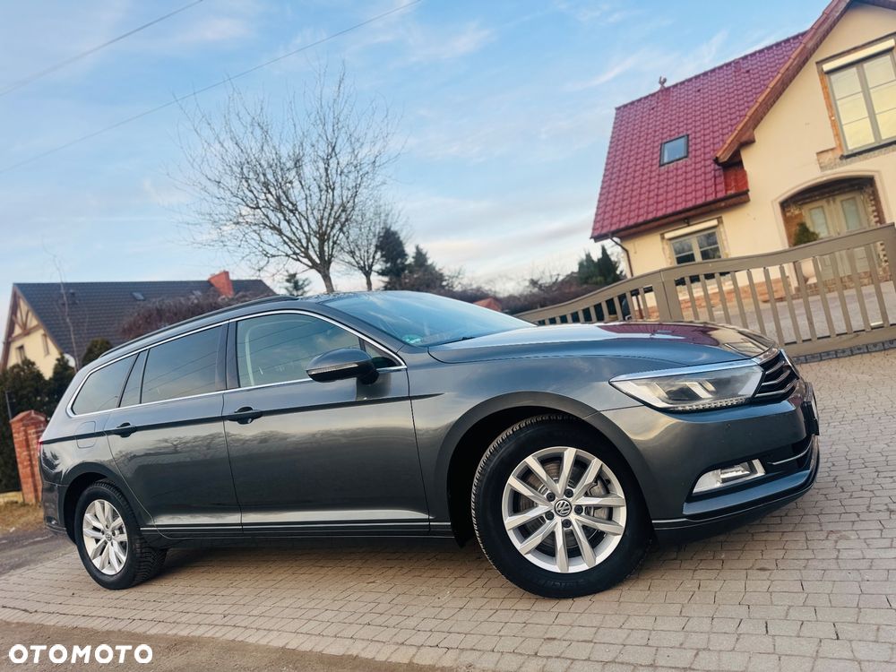 Volkswagen Passat 2.0 TDI SCR DSG Highline - 2