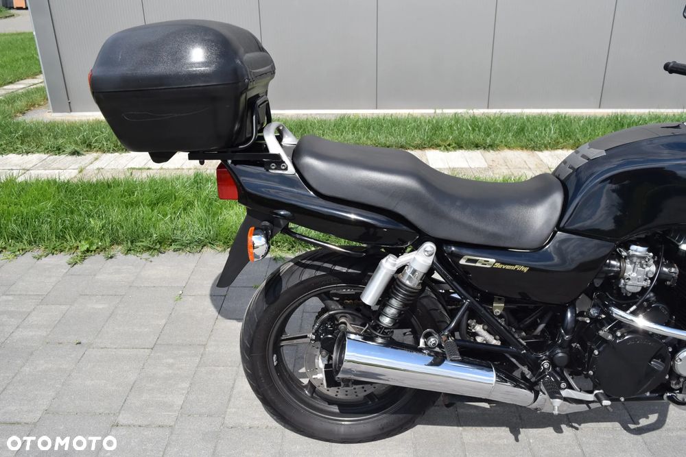 Honda CB - 8