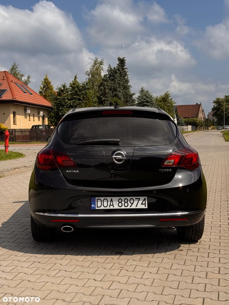 Opel Astra 1.4 Turbo - 8