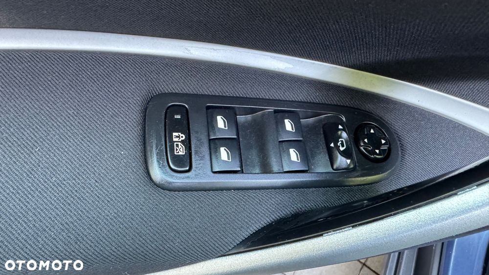 Citroën C5 HDi 135 Exclusive - 31