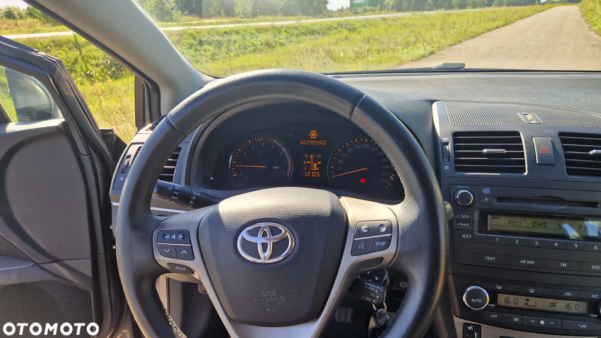 Toyota Avensis 1.8 Sol - 8