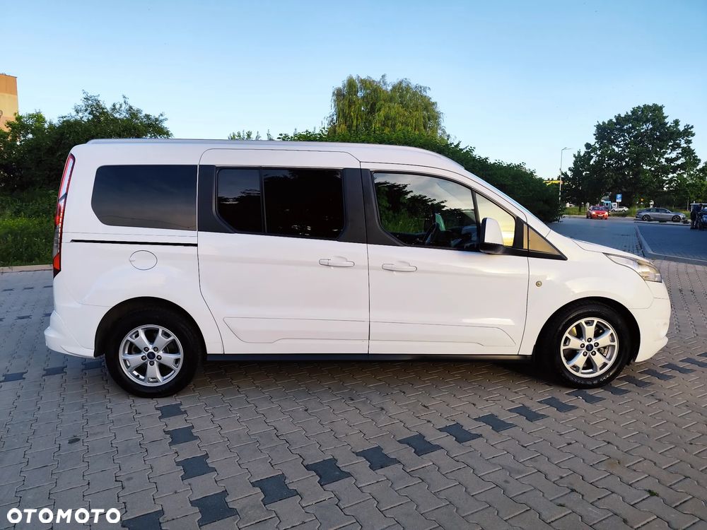 Ford Tourneo Connect Grand - 8