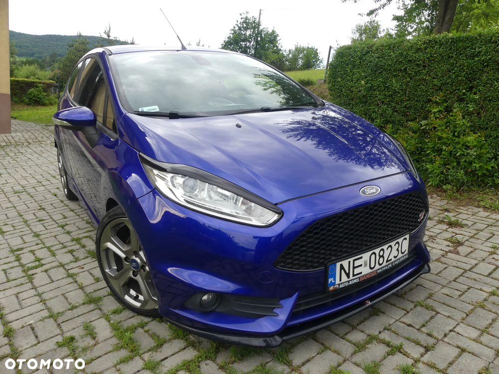 Ford Fiesta ST - 18