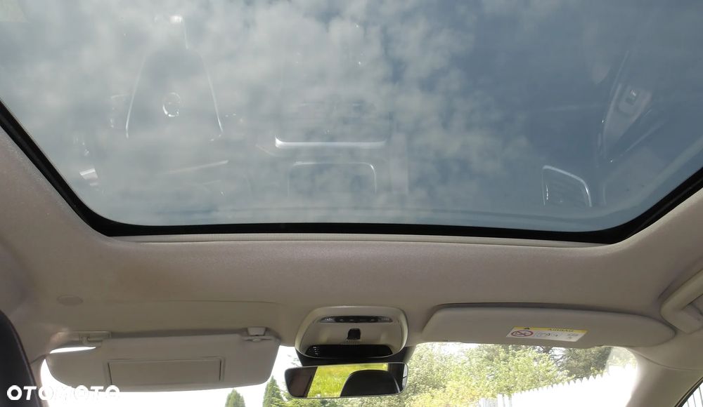 Volvo V40 D2 Summum - 11