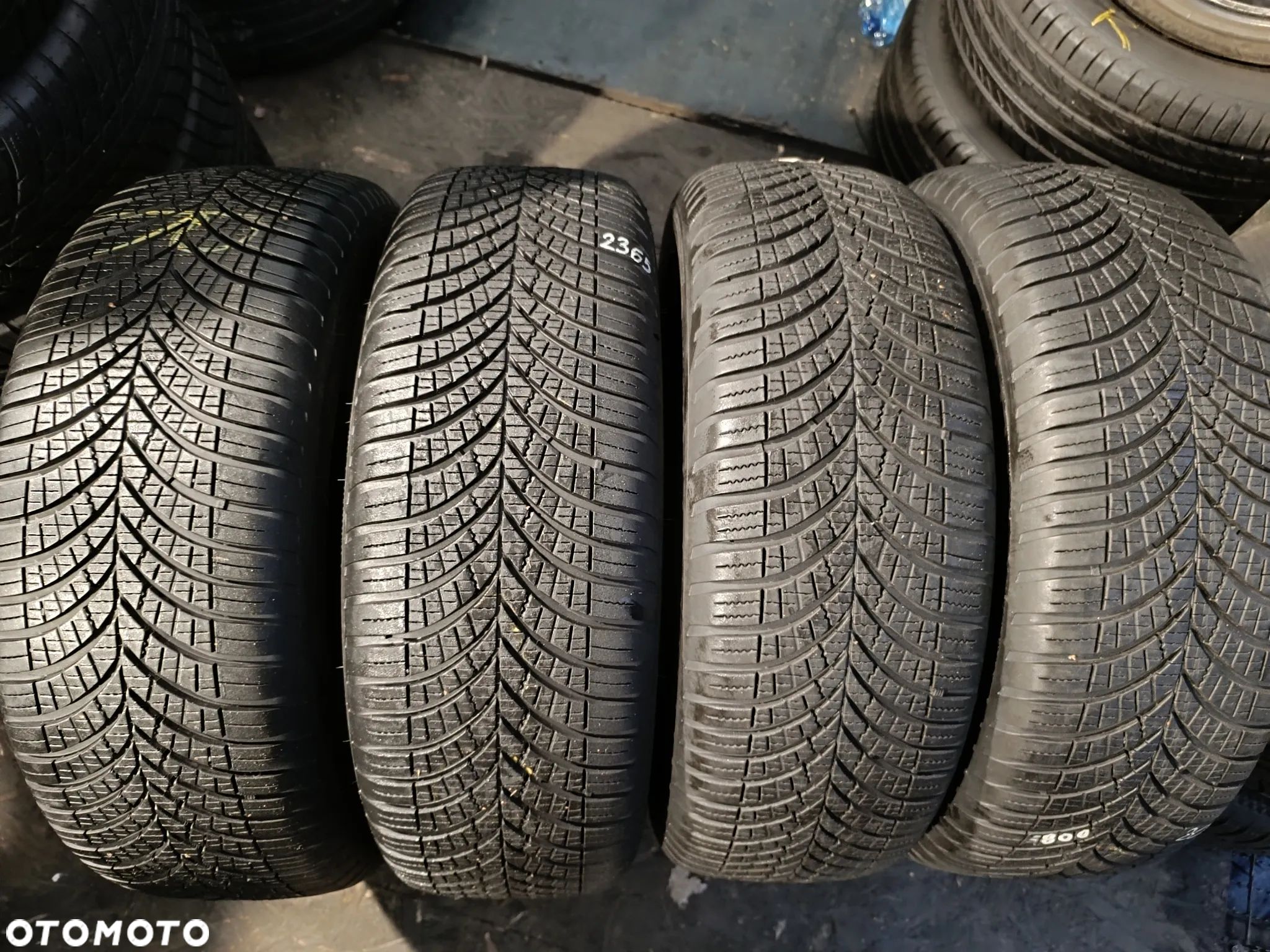 ŚLĄSK 4 x CAŁOROCZNE 225/60R17 103V GOODYEAR VECTOR 4 SEASONS G3 SUV KOMPLET - 1