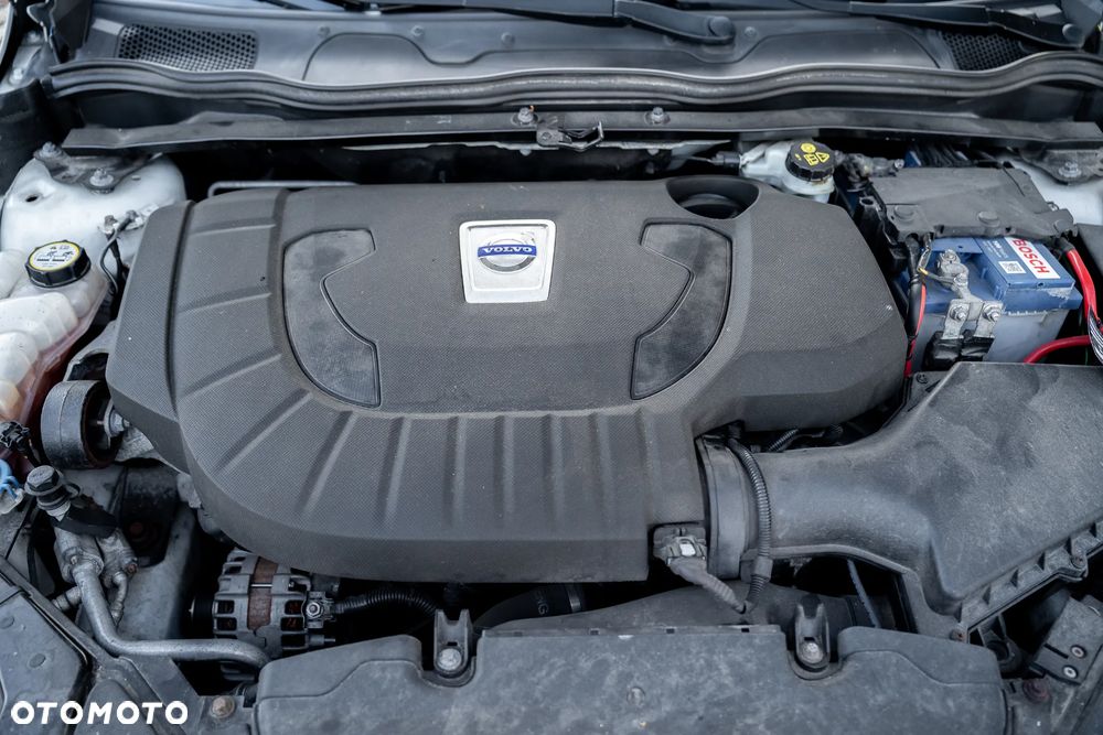 Volvo V40 D3 Kinetic - 38