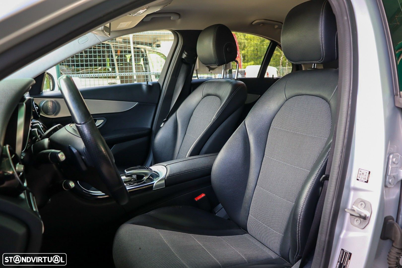 Mercedes-Benz C 300 h Avantgarde - 9