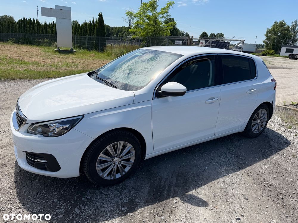 Peugeot 308 - 4