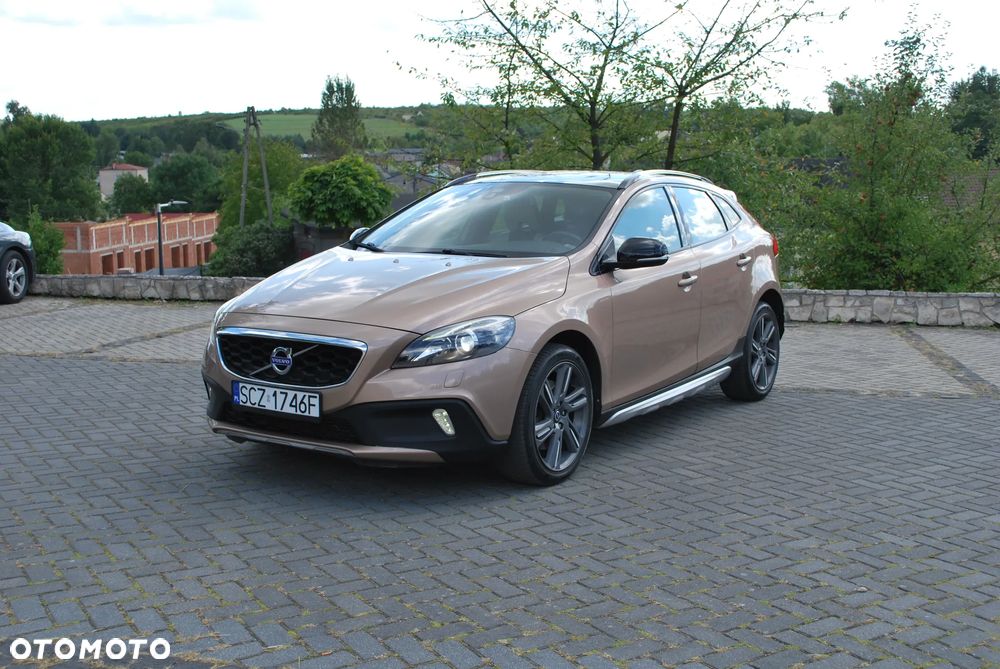 Volvo V40 Cross Country D4 Summum - 3