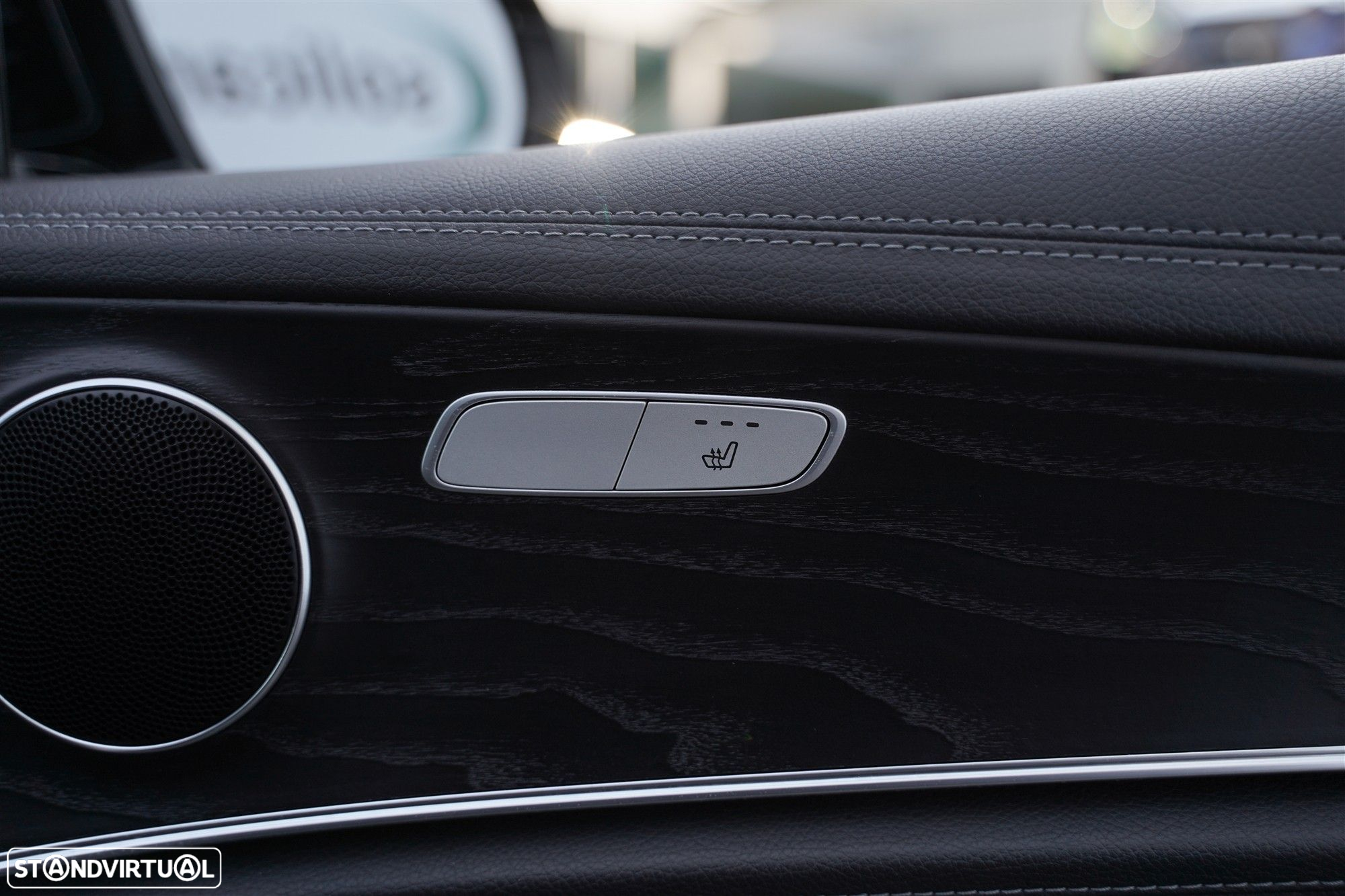 Mercedes-Benz E 300 de AMG Line - 34