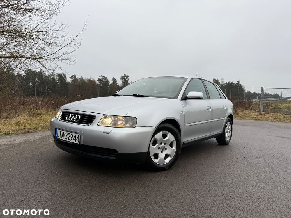 Audi A3 Sportback 1.9 TDI Attraction Tiptronic - 1